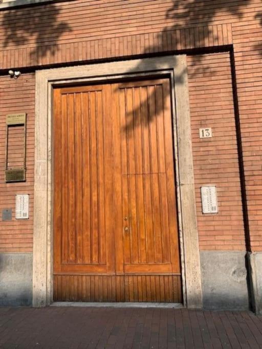 Appartamento Incantevole A Parma Luaran gambar