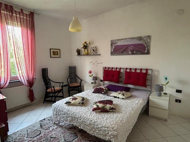 Appartamento Incantevole A Parma Luaran gambar